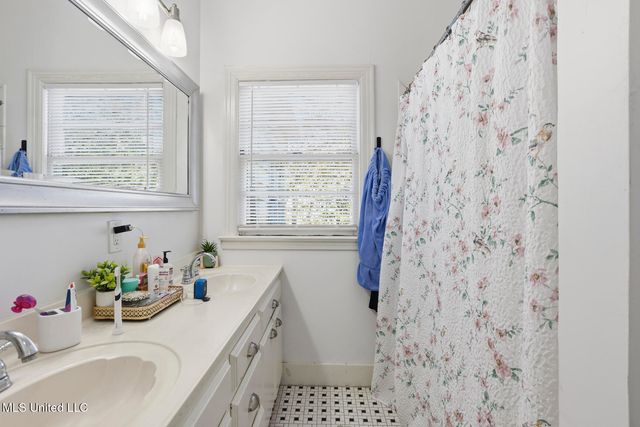 4023 Robin Drive, Jackson, MS 39206