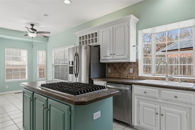 4000 Eaton Place, Edmond, OK 73034