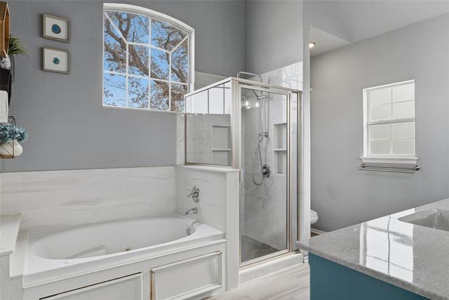 4000 Eaton Place, Edmond, OK 73034