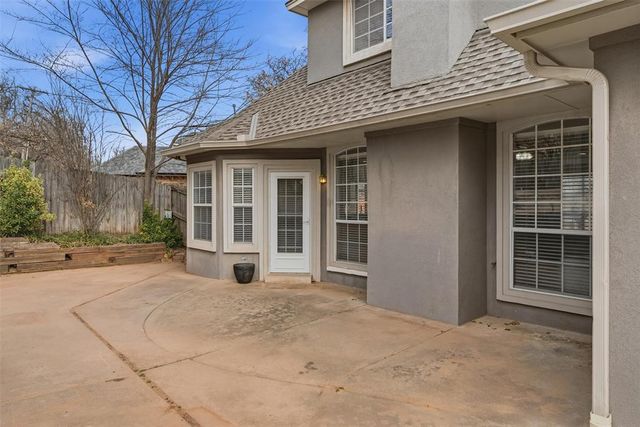 4000 Eaton Place, Edmond, OK 73034
