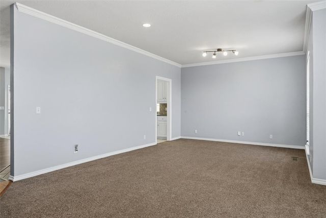 4000 Eaton Place, Edmond, OK 73034