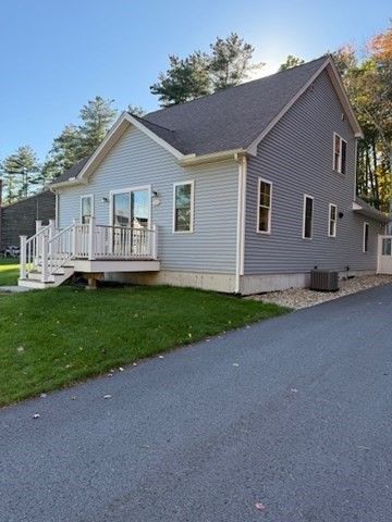 236 Snake Hill Rd, Ayer, MA 01432