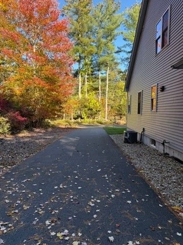 236 Snake Hill Rd, Ayer, MA 01432