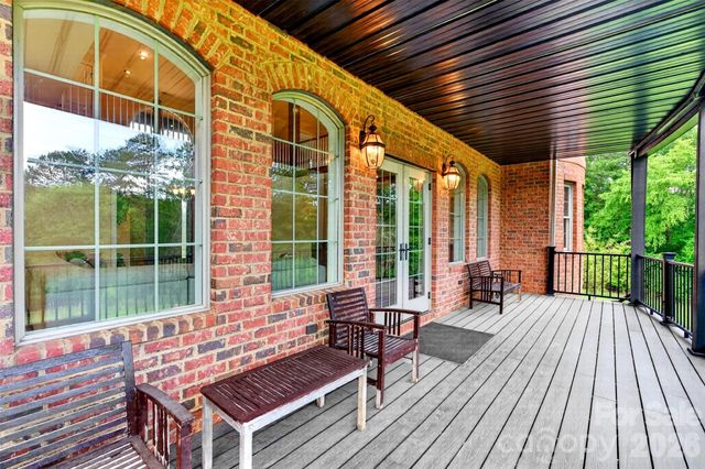 502 Hickory Hollow Road, Inman, SC 29349