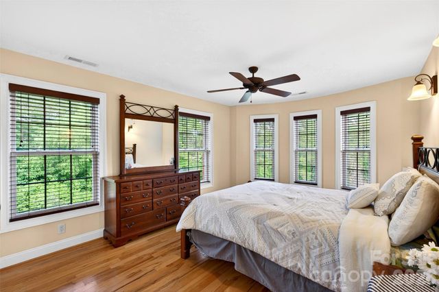502 Hickory Hollow Road, Inman, SC 29349