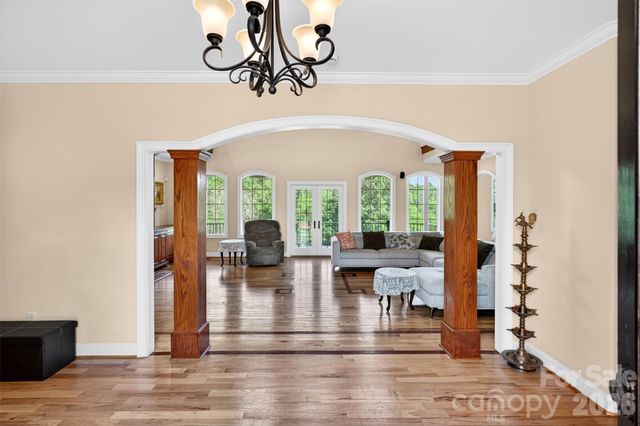 502 Hickory Hollow Road, Inman, SC 29349
