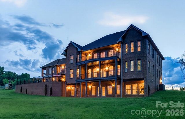 502 Hickory Hollow Road, Inman, SC 29349