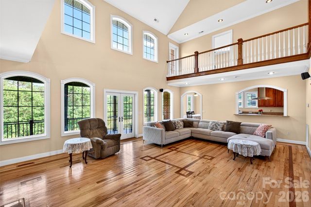 502 Hickory Hollow Road, Inman, SC 29349