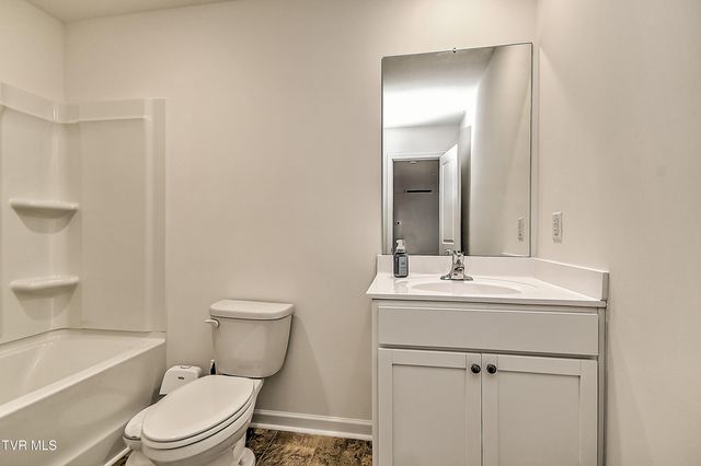 6901 Wildlife Circle, Piney Flats, TN 37686