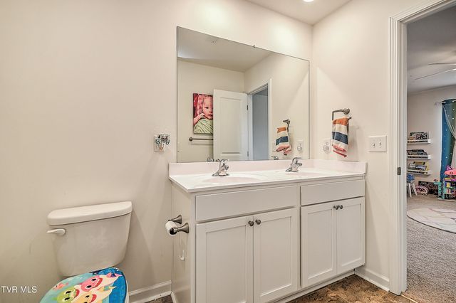 6901 Wildlife Circle, Piney Flats, TN 37686