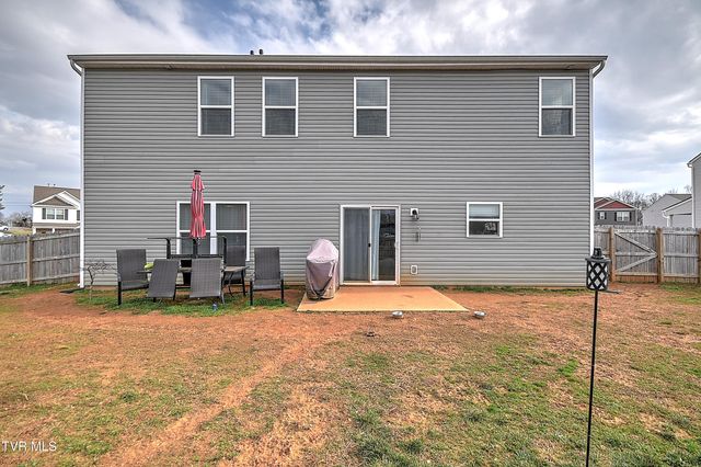 6901 Wildlife Circle, Piney Flats, TN 37686