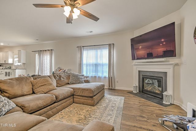 6901 Wildlife Circle, Piney Flats, TN 37686