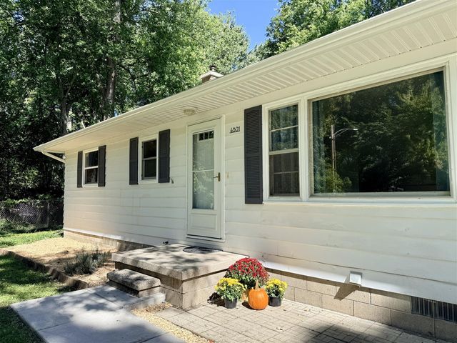 4801 Tressa Drive, Lansing, MI 48910