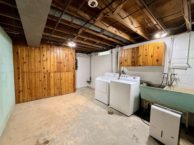 4801 Tressa Drive, Lansing, MI 48910