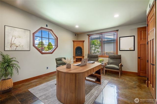 5727 Nakat Way, Blaine, WA 98230