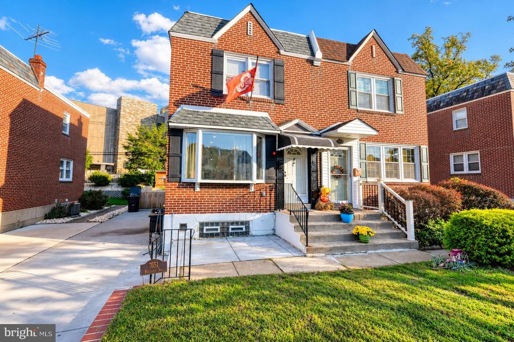 7651 BURHOLME AVE, PHILADELPHIA, PA 19111 — exterior