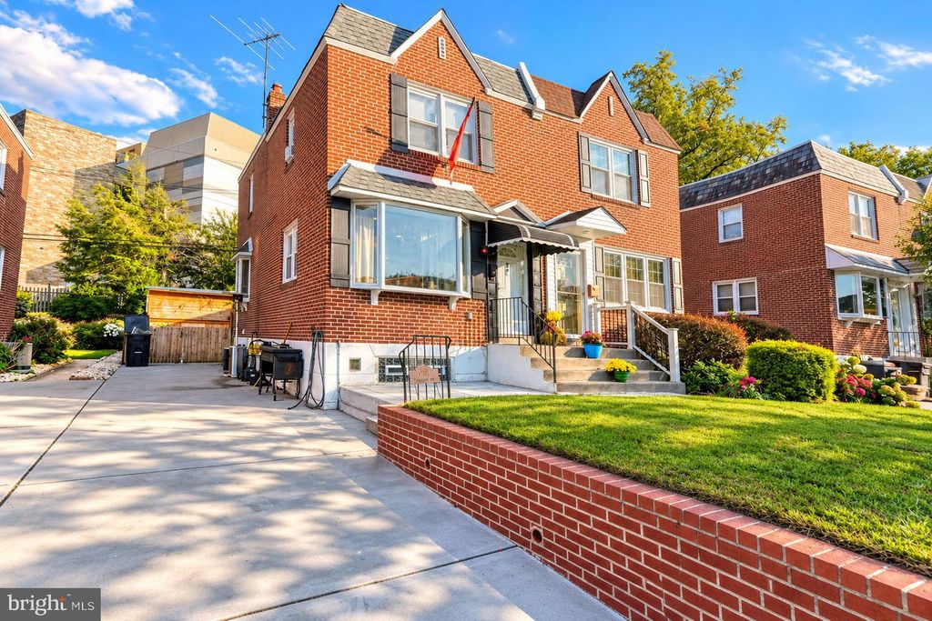 7651 BURHOLME AVE, PHILADELPHIA, PA 19111 — photo 4
