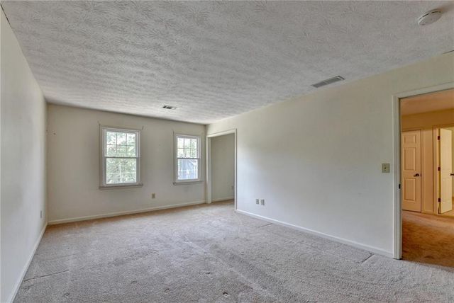 2196 Lunceford, Lilburn, GA 30047