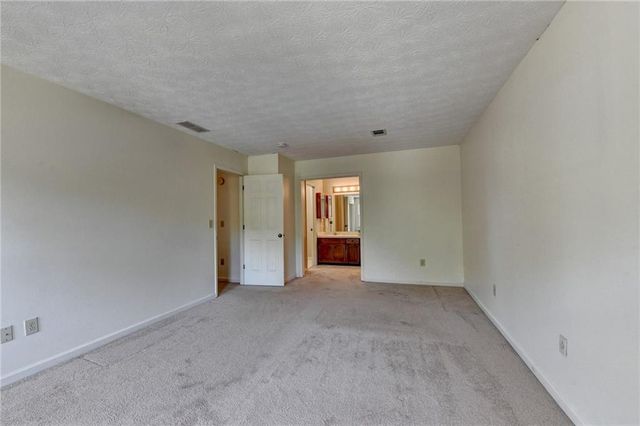 2196 Lunceford, Lilburn, GA 30047