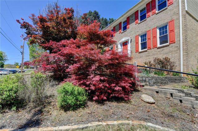 2196 Lunceford, Lilburn, GA 30047