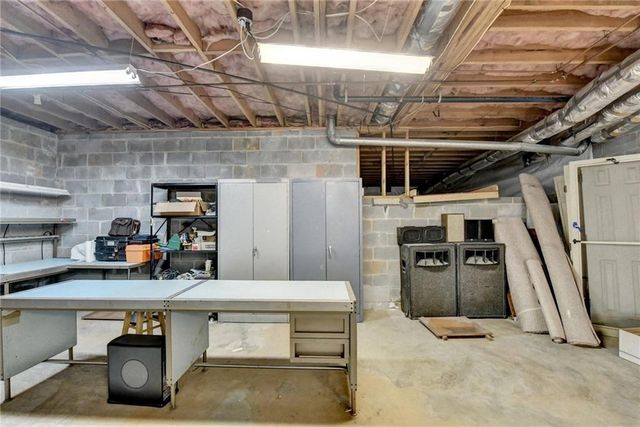 2196 Lunceford, Lilburn, GA 30047