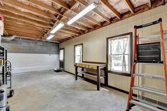 2196 Lunceford, Lilburn, GA 30047