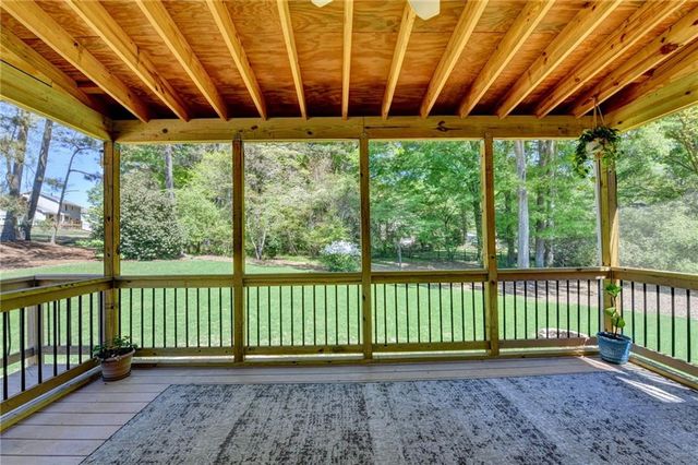 2196 Lunceford, Lilburn, GA 30047