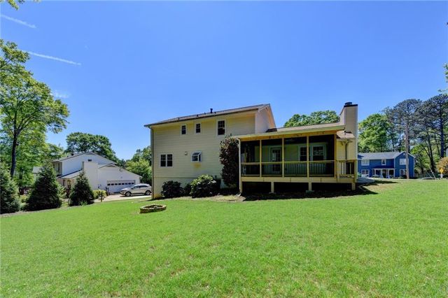 2196 Lunceford, Lilburn, GA 30047