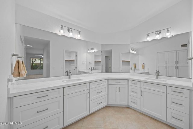 19532 N 88TH Drive, Peoria, AZ 85382