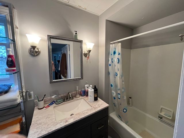 199 Burrill 1, Swampscott, MA 01907