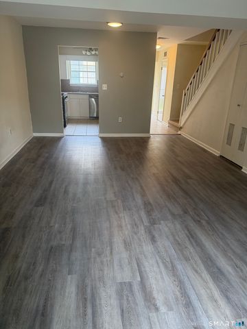 93 Park Avenue 403, Danbury, CT 06810