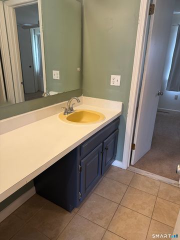 93 Park Avenue 403, Danbury, CT 06810