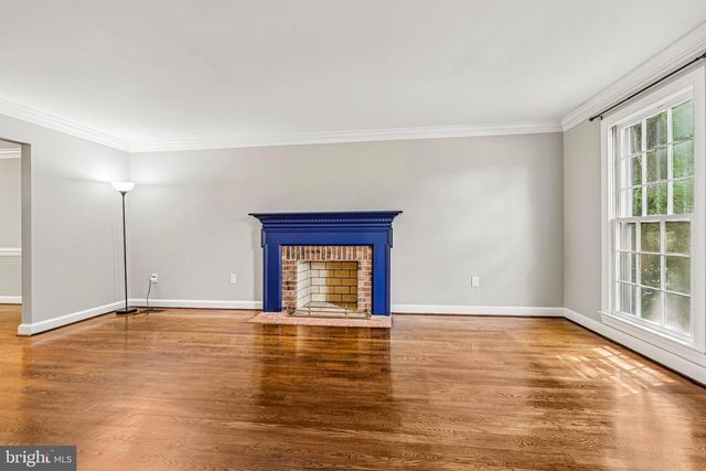 3802 IVANHOE LN, Alexandria, VA 22310