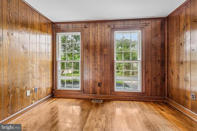 3802 IVANHOE LN, Alexandria, VA 22310