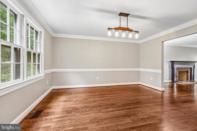 3802 IVANHOE LN, Alexandria, VA 22310