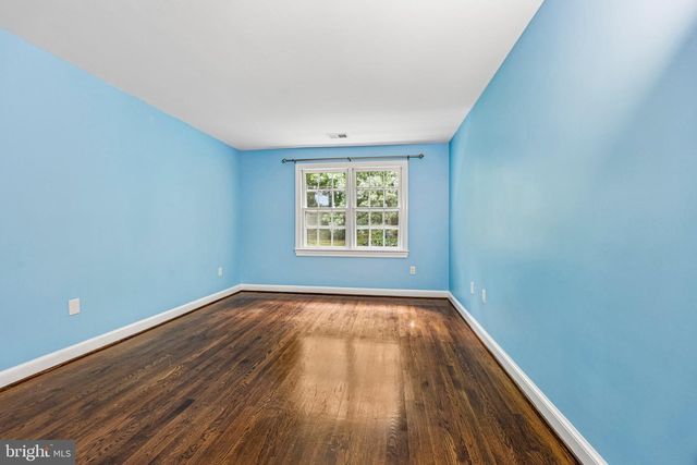 3802 IVANHOE LN, Alexandria, VA 22310