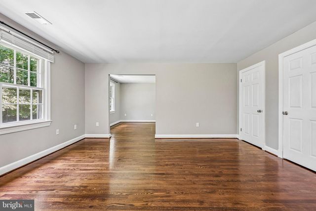 3802 IVANHOE LN, Alexandria, VA 22310