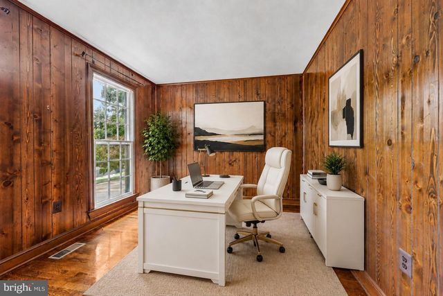 3802 IVANHOE LN, Alexandria, VA 22310