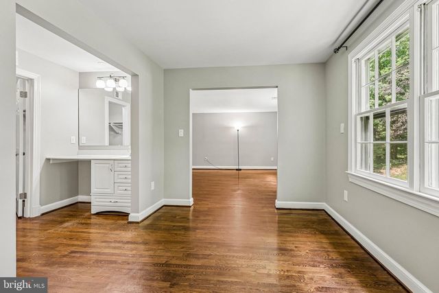 3802 IVANHOE LN, Alexandria, VA 22310
