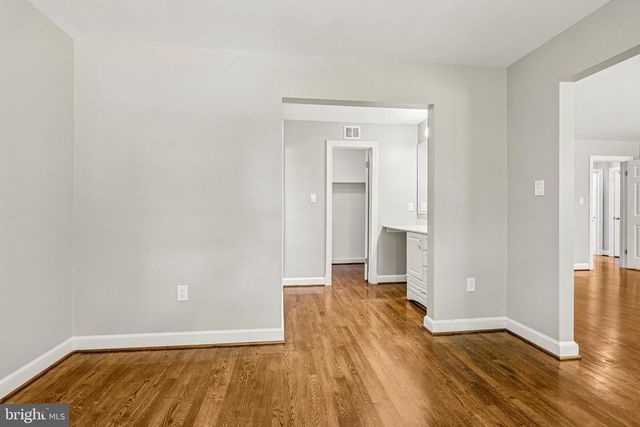 3802 IVANHOE LN, Alexandria, VA 22310