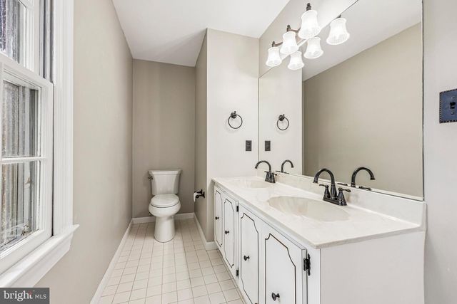 3802 IVANHOE LN, Alexandria, VA 22310