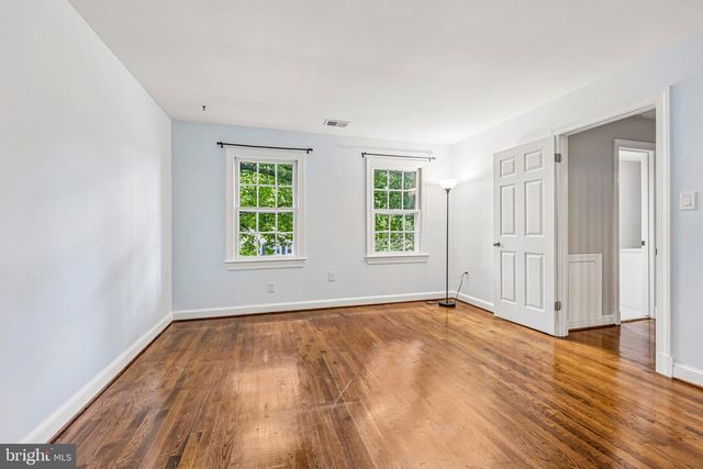 3802 IVANHOE LN, Alexandria, VA 22310