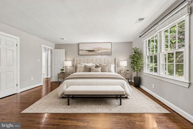 3802 IVANHOE LN, Alexandria, VA 22310