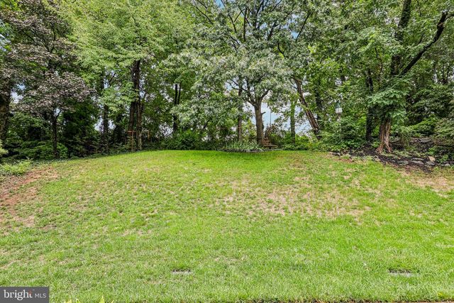 3802 IVANHOE LN, Alexandria, VA 22310