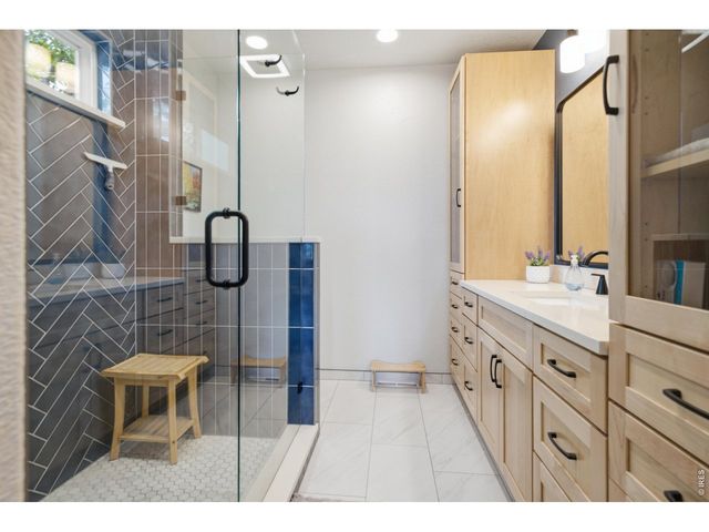 3156 Ivy Dr, Loveland, CO 80537