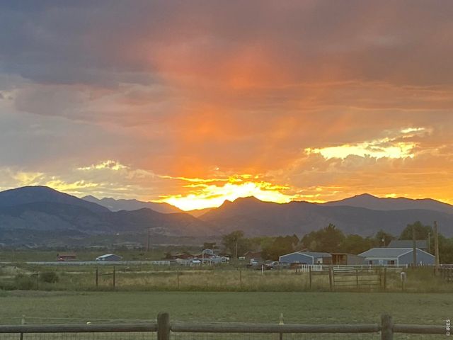 3156 Ivy Dr, Loveland, CO 80537