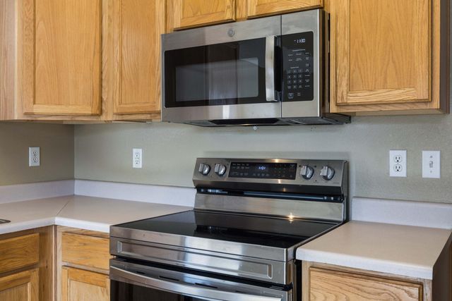 5412 Crown Ridge Road NW, Albuquerque, NM 87114