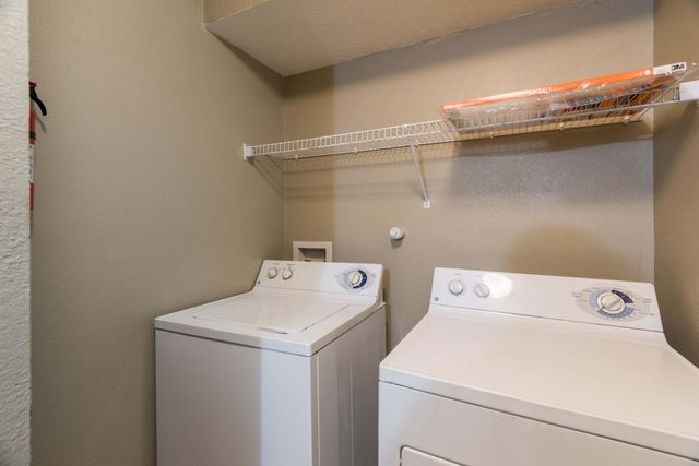 5412 Crown Ridge Road NW, Albuquerque, NM 87114