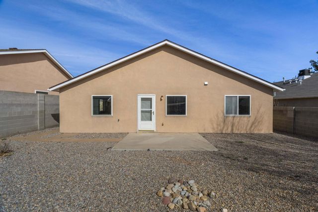 5412 Crown Ridge Road NW, Albuquerque, NM 87114