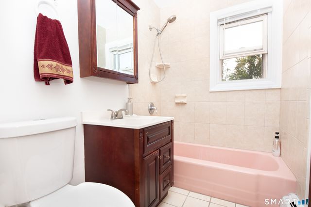 153 Cherry Hill Drive 2B, Bridgeport, CT 06606